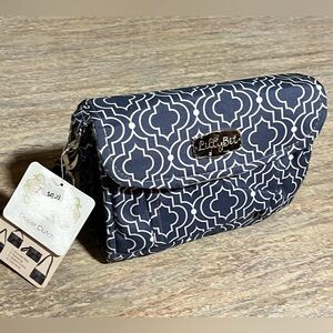 NWT Demdaco Lillybit diaper clutch
